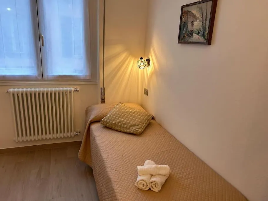 Casa Kiraz Tra Lago E Monti Mandello del Lario Włochy